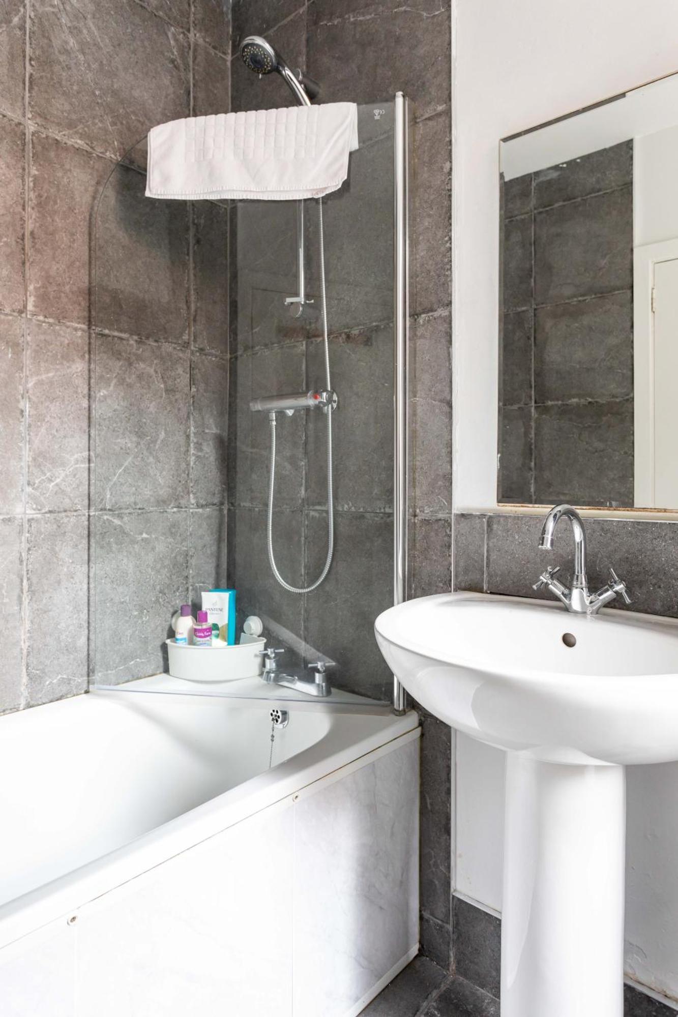 Belfast City - 3 Bed Cosy Terrace Home - Hip And Trendy Ormeau Road Exterior photo